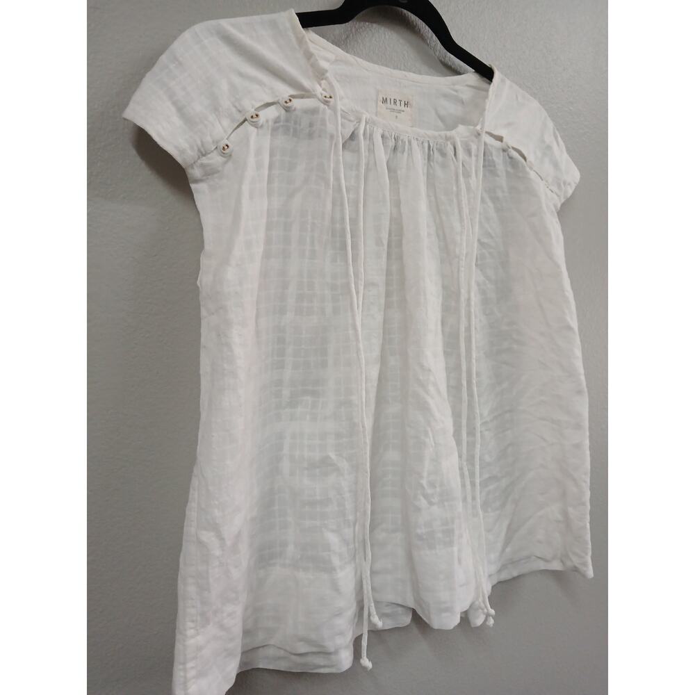 MIRTH Malaga Top in White Boxweave.
Size small - Picture 3 of 9